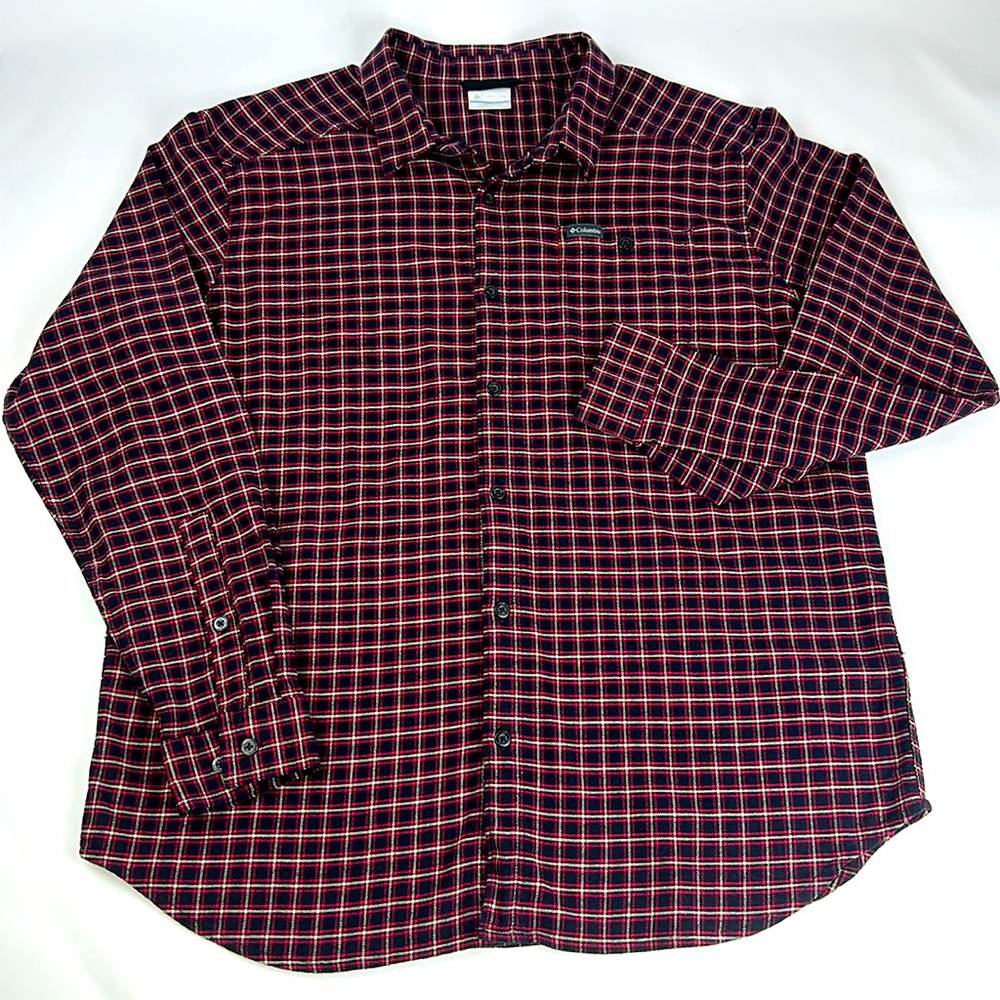 Columbia Mens Flannel Shirt. Red, Black & White. Size XL. Like New.
